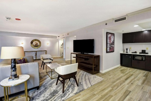 Embassy Suites By Hilton Hotel Montgomery-Conference Center image 31