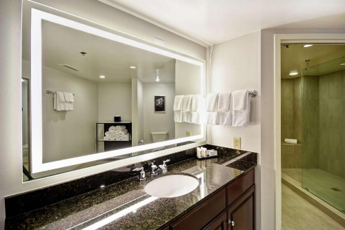 Embassy Suites By Hilton Hotel Montgomery-Conference Center image 41